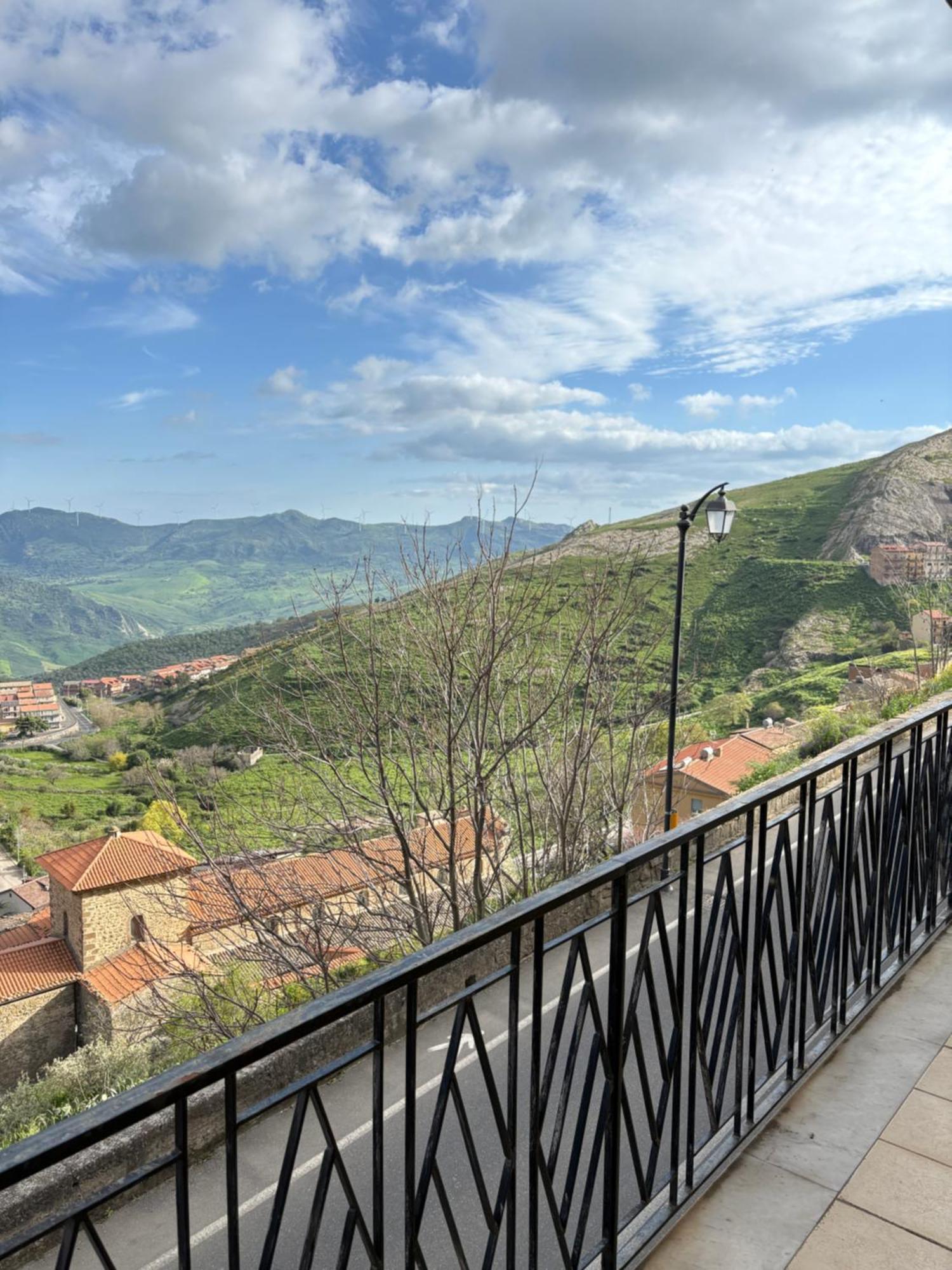 Troina Appartamenti Exterior photo